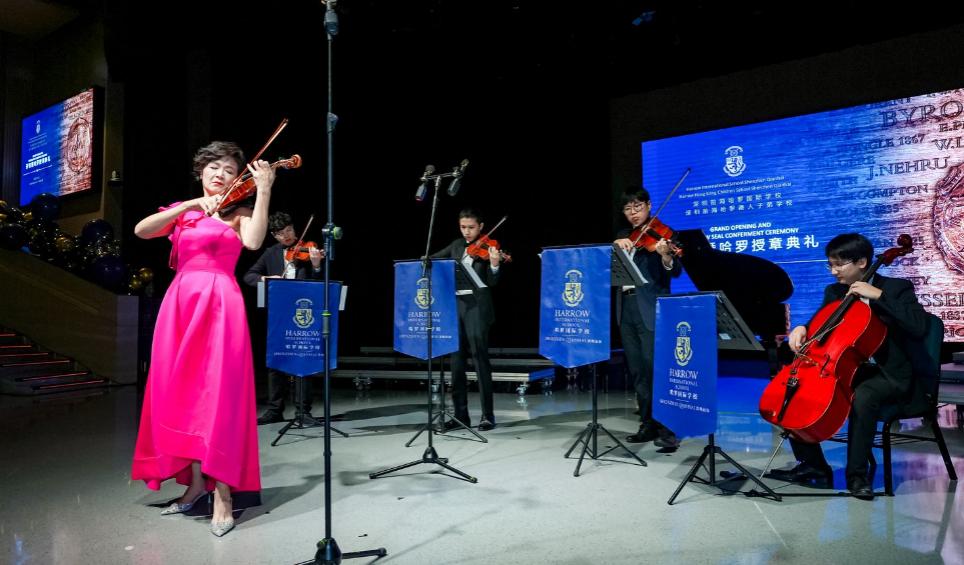 chinese violinist yao jue plays at the event saturday..png